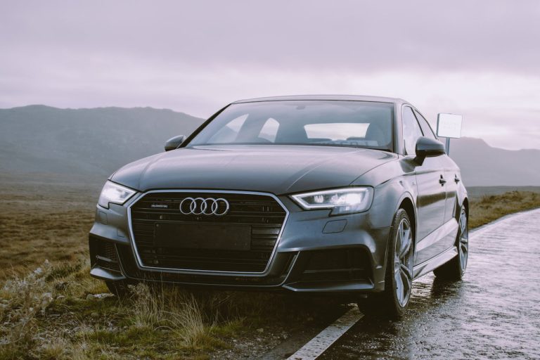 Audi i Komfort Jazdy: Gdy Zawieszenie Mówi "Dość" – Dlaczego Regeneracja Amortyzatorów to Klucz do Perfekcji?